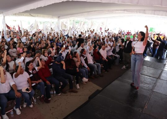 Asamblea multitudinaria de Morena en apoyo a Claudia Sheinbaum y a la soberanía nacional