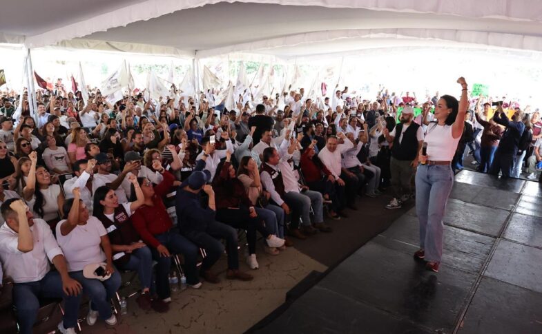 Asamblea multitudinaria de Morena en apoyo a Claudia Sheinbaum y a la soberanía nacional