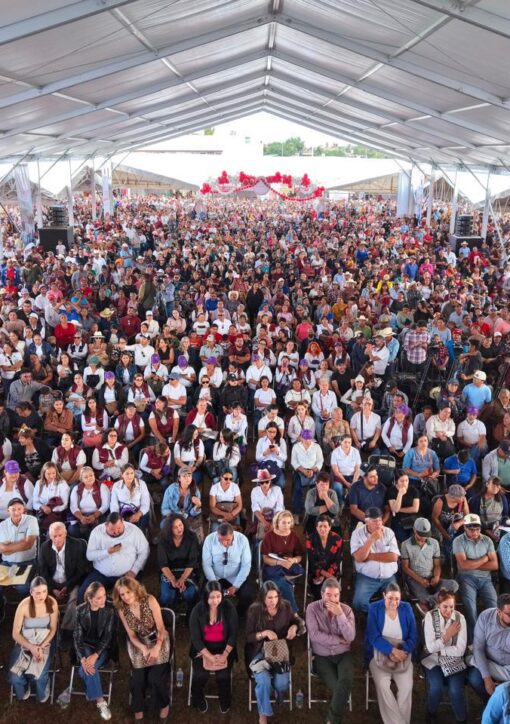 Asistentes al Foro Bienestar para Todas y Todos realizado en Fresnillo