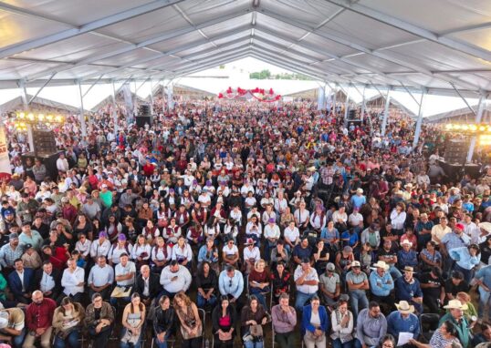 Asistentes al Foro Bienestar para Todas y Todos realizado en Fresnillo