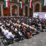 Asistentes al Segundo Informe de Gobierno en Palacio Nacional