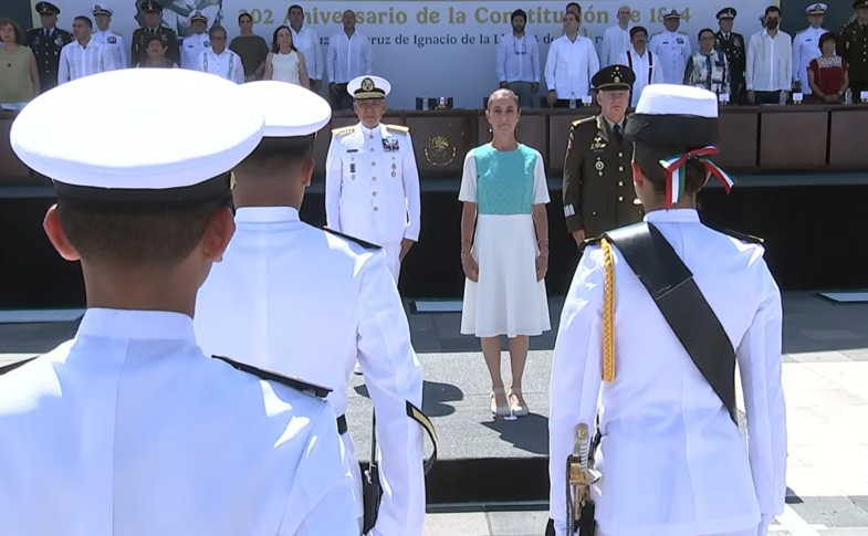 Imagen proporcionada para la nota sobre la respuesta de la Armada ante emergencias.
